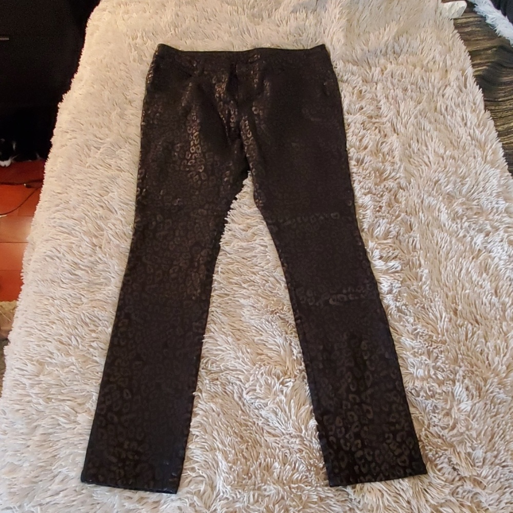 Fun black leopard print Nicole Miller skinny jeans